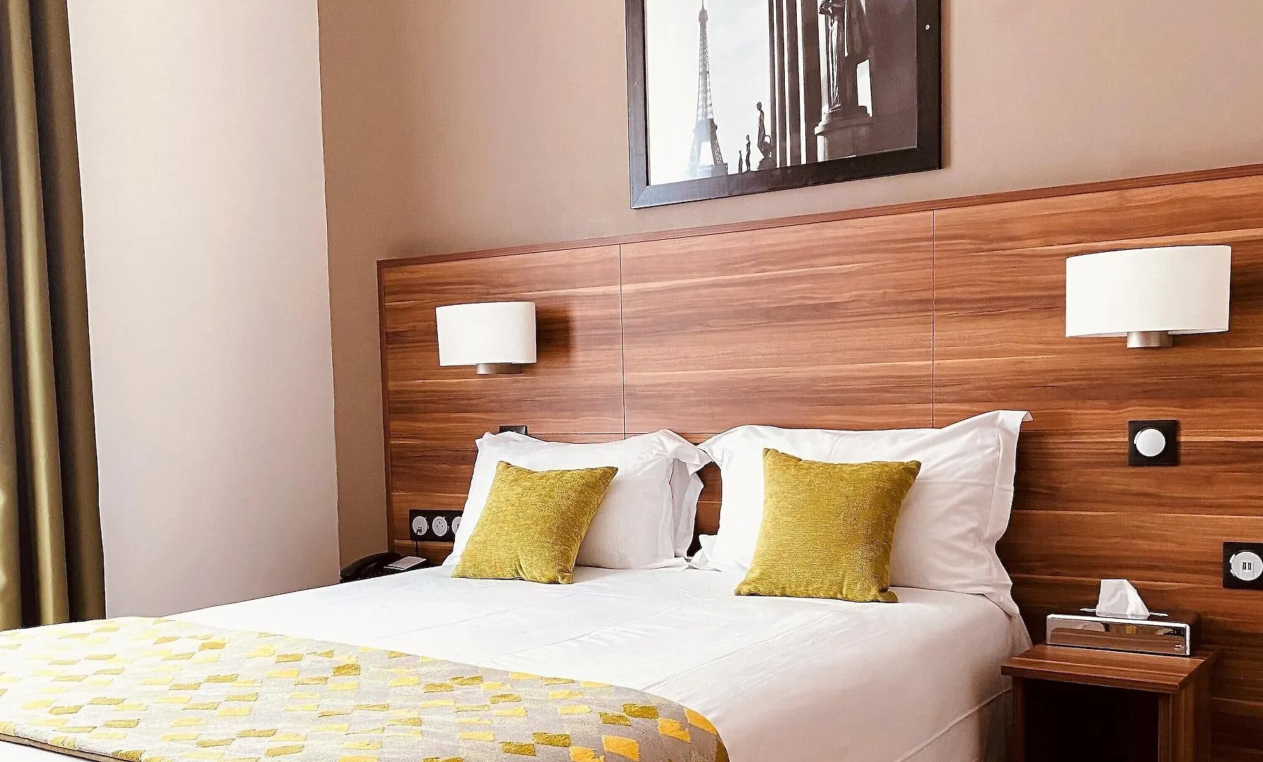 Hotel Chabrol Opera Paris