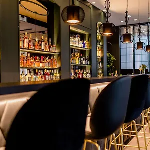 Hotel One Paris-porte Dorée, Parigi